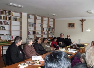 „A cigányság esélye Krisztus”