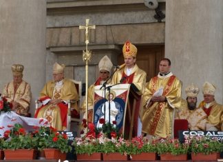 Szeretete ma is sugárzó erő