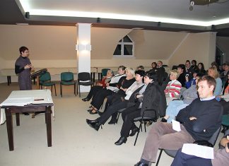 Életvédelem és árva gyerekek családba segítése – konferencia Aknaszlatinán