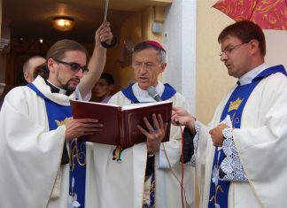 Templommegáldás és búcsú Zipseraiban