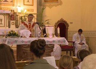 Új plébániaépület Csapon