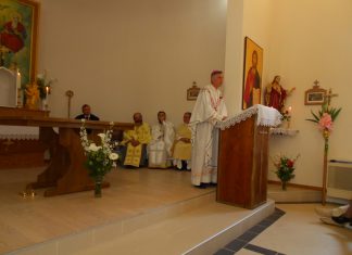 Uram, jó nekünk itt lenni