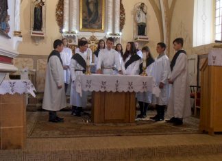 Császlóci hittanosok passiójátéka