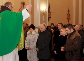 Jubiláló házaspárok megáldása Nagyszőlősön