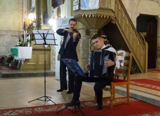 „A művészet is Isten dicsőségét szolgálja” – Nyitott Templomok Napja a beregszászi római katolikus templomban