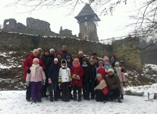 Szánkózás Nevickén az ungvári hittanosokkal