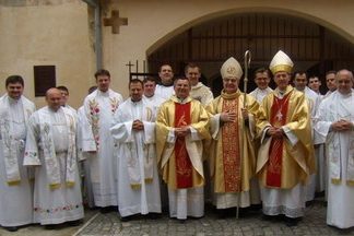 Szent Márton hegyéről Szent Márton egyházmegyéjébe