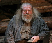 Mese – A boldog ember inge