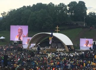 Ferenc pápa látogatása a csíksomlyói kegyhelyen