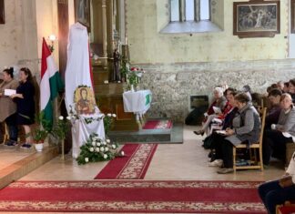 Máriapócsi imanap Beregszászban