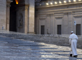 Ferenc pápa rendkívüli Urbi et Orbi áldása