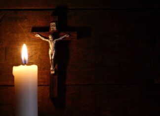 Jézus Krisztus ugyanaz tegnap és ma: mindörökké! Gondolatok a keresztút imádkozásához